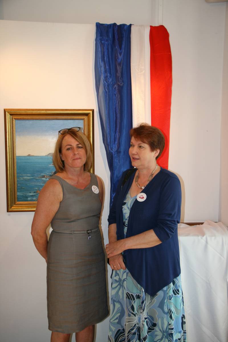 Wystawa w Aulnay-sous-Bois, Francja - zdjęcie 15